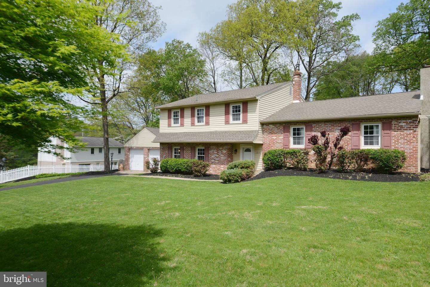 Property Photo: 1217 Karen Lane PA 19380