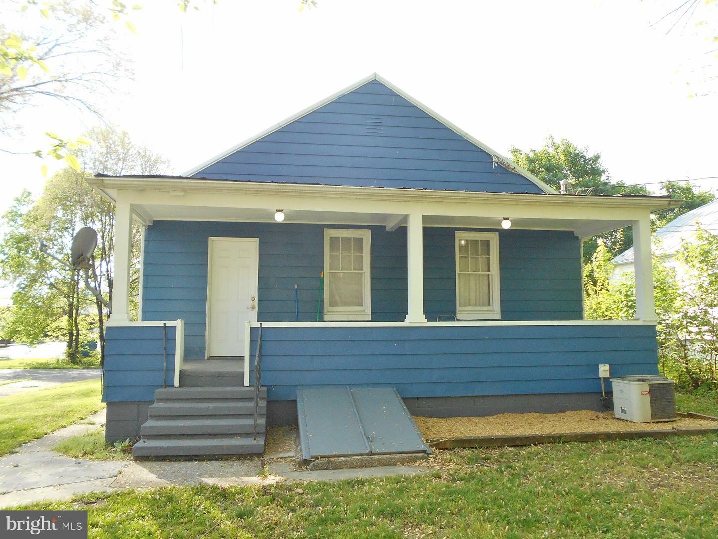 Property Photo:  1101 Grazier Street  WV 25404 