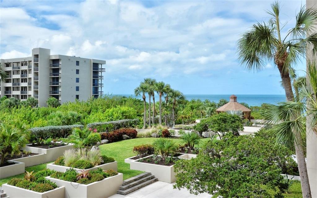 Property Photo: 1211 Gulf Of Mexico Drive 104 FL 34228