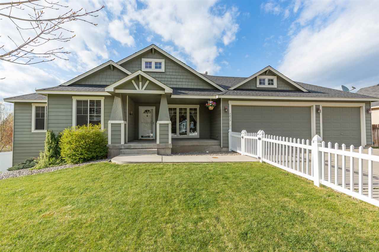 Property Photo:  3015 E Lane Park Dr  WA 99021 