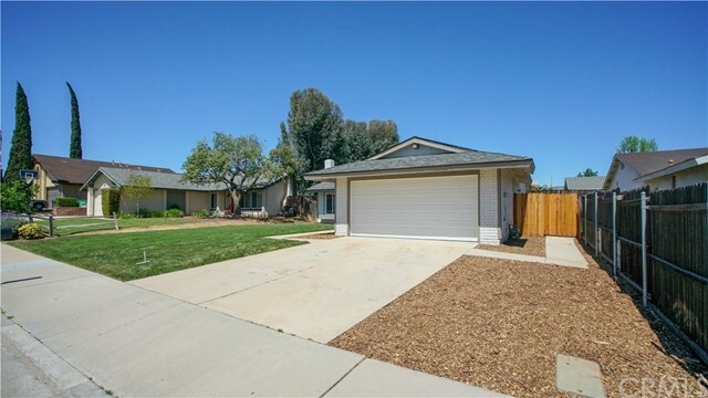 Property Photo:  23682 Dracaea Avenue  CA 92553 