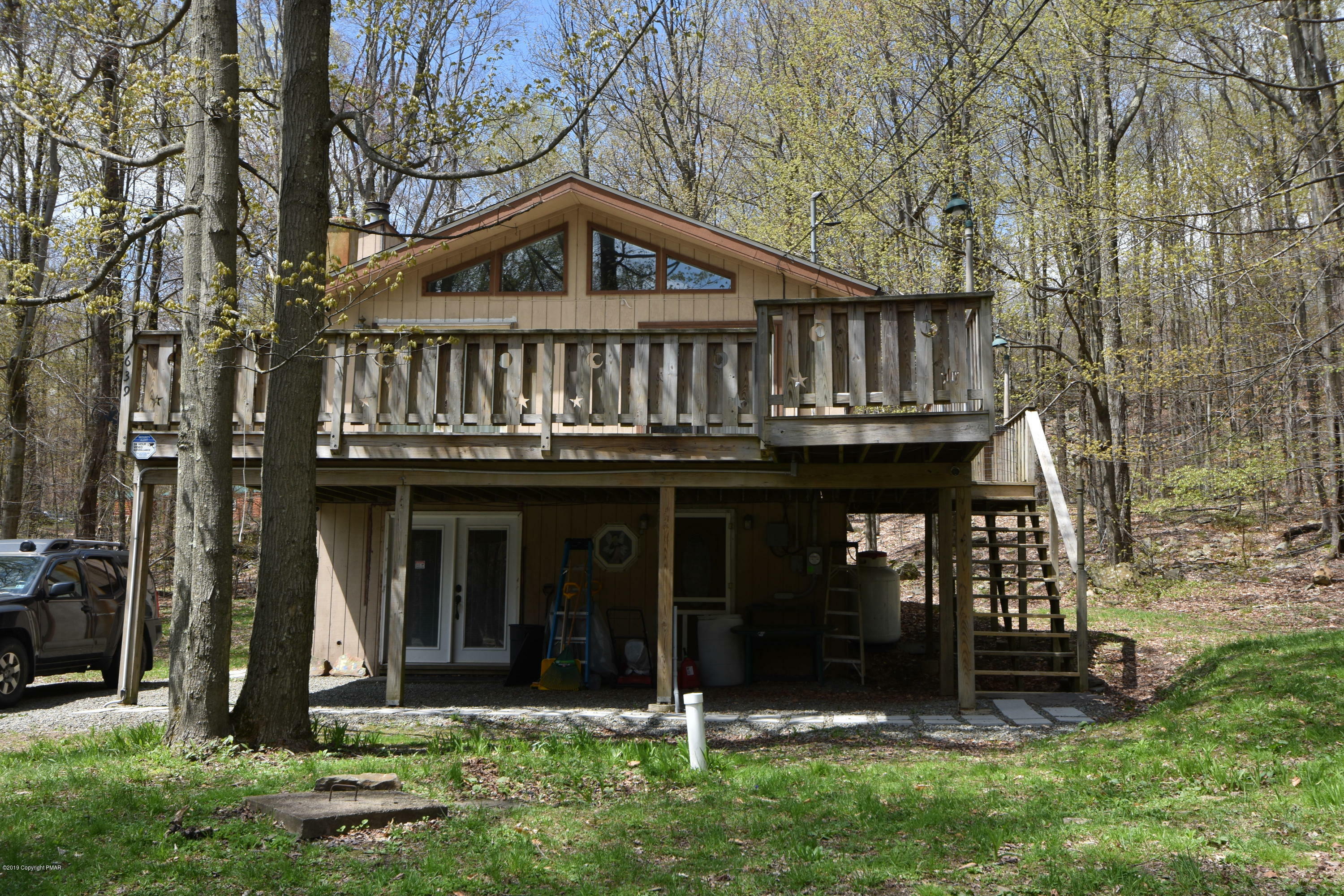 Property Photo:  639 N South Turnpike Road  PA 18445 