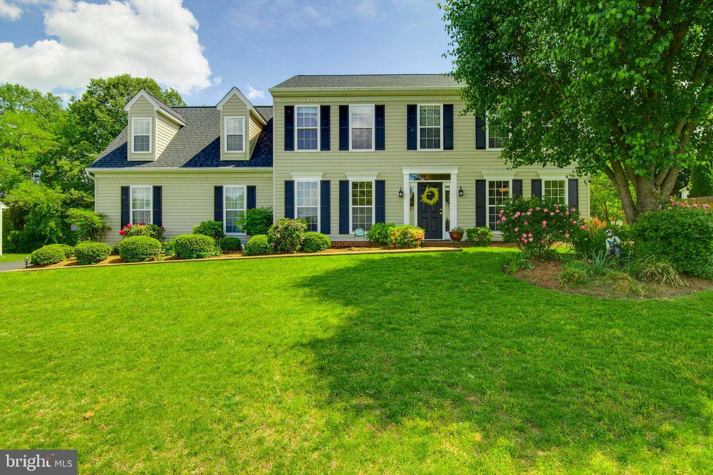 Property Photo:  6400 Willow Pond Drive  VA 22407 