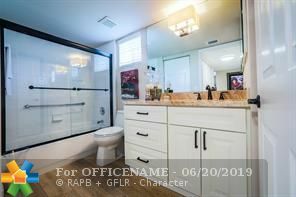 Property Photo:  7751 Southampton Ter 116  FL 33321 