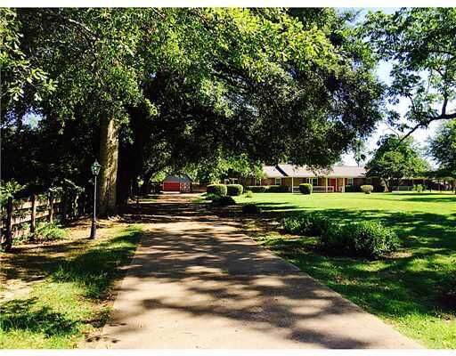Property Photo: 9137 Woolmarket Road MS 39532