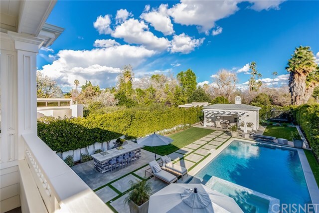 Property Photo: 4910 Gaviota Avenue CA 91436