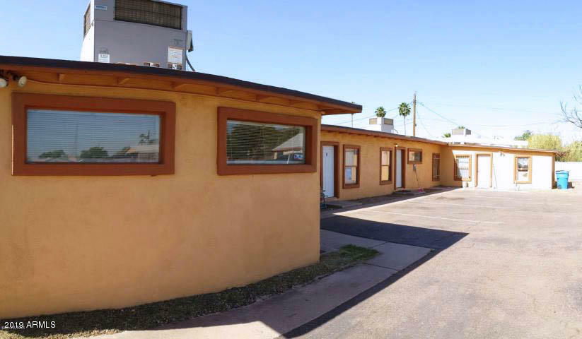 Property Photo:  1108 S 33rd Avenue  AZ 85009 