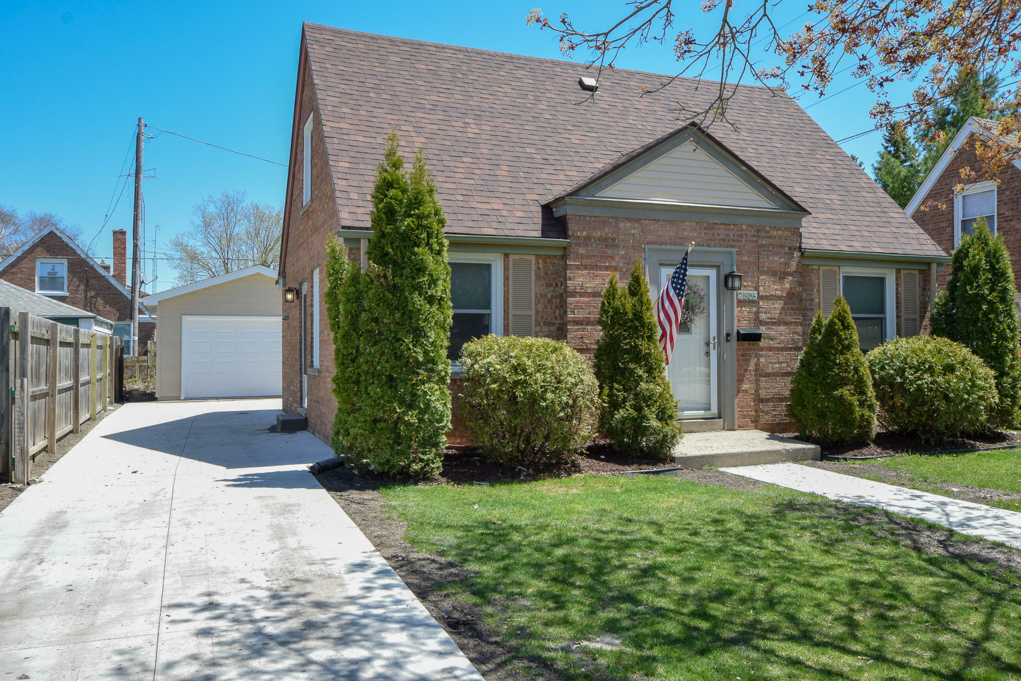 Property Photo: 2805 Ashland Ave WI 53403