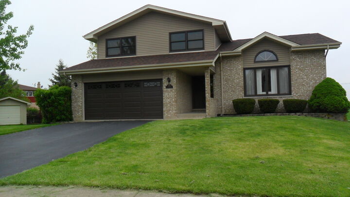 14310 South Elizabeth Lane  Homer Glen IL 60491 photo