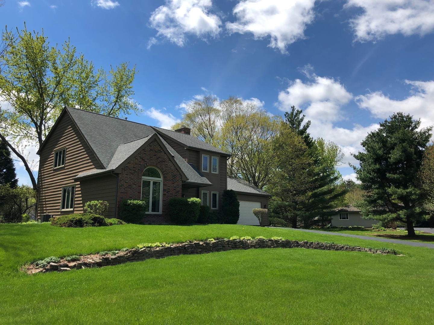 Property Photo:  38W585 Bittersweet Lane  IL 60124 