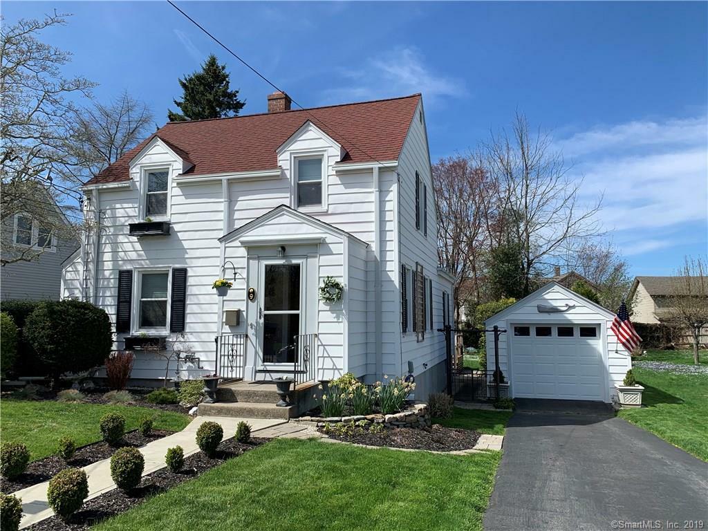 Property Photo:  9 Dart Street  CT 06320 