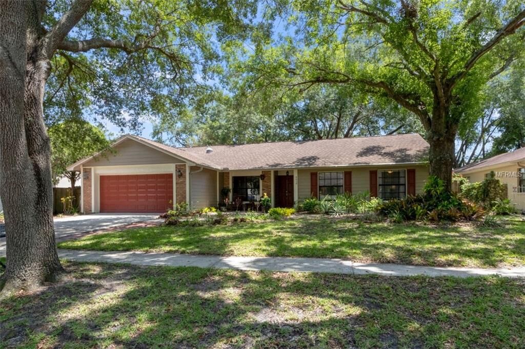 Property Photo:  4614 Landscape Drive  FL 33624 