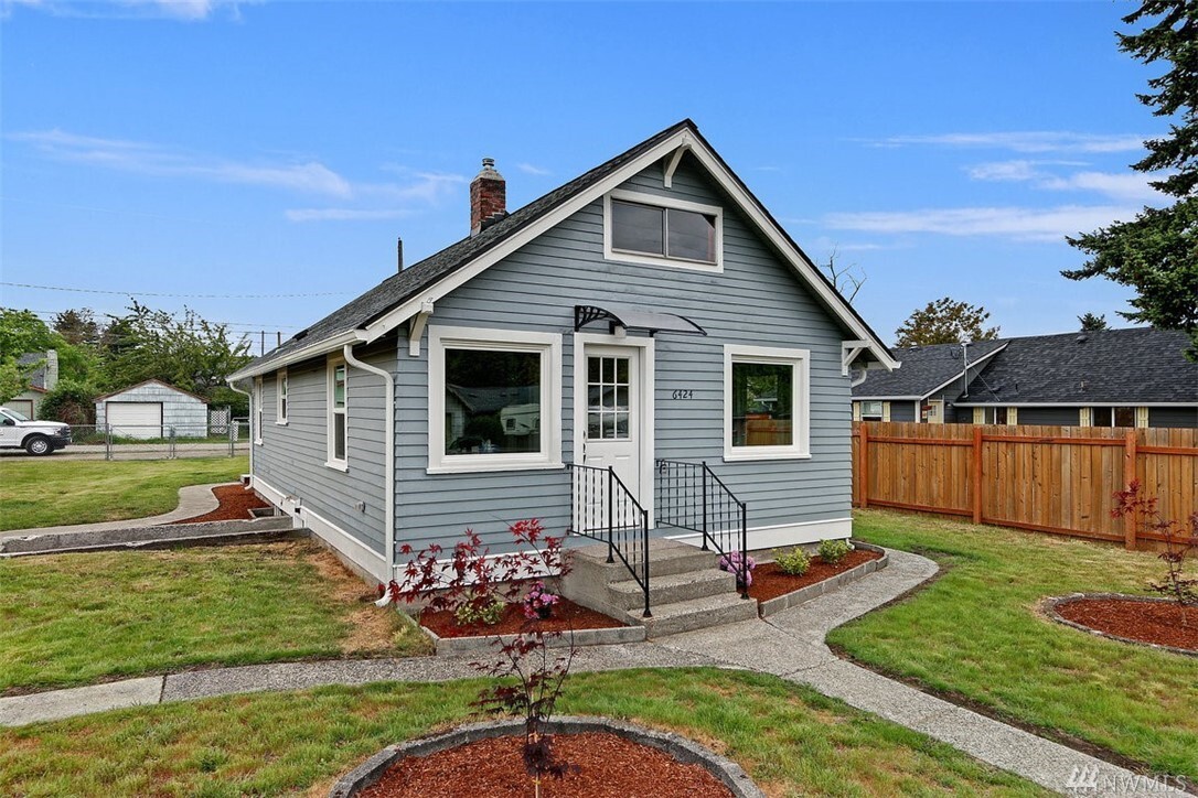 Property Photo: 6424 S Prospect St WA 98409