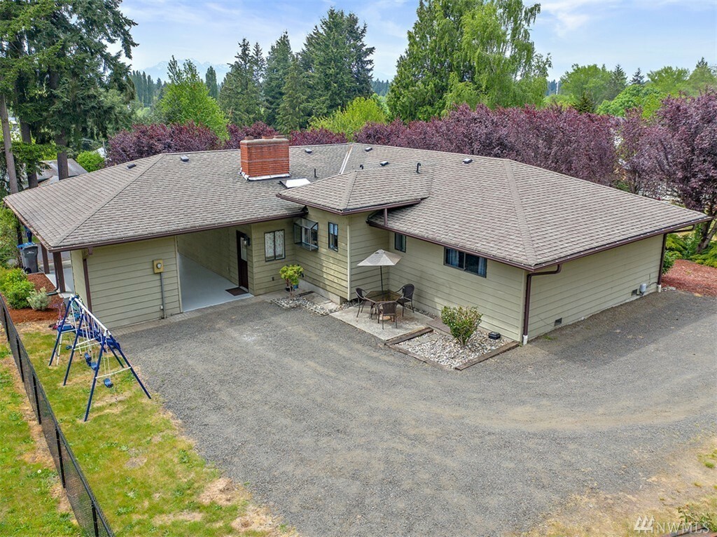 Property Photo:  6990 Bentley Cir NE  WA 98311 