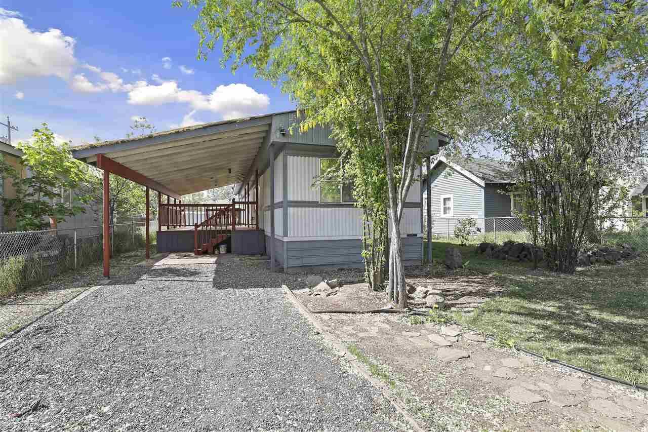 Property Photo: 4720 E 2nd Ave WA 99212