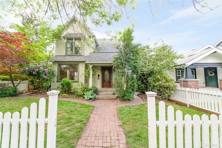 419 N J St  Tacoma WA 98403 photo