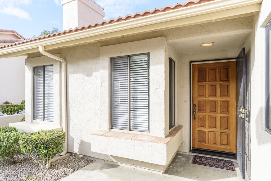 Property Photo:  18031 Avenida Alozdra  CA 92128 