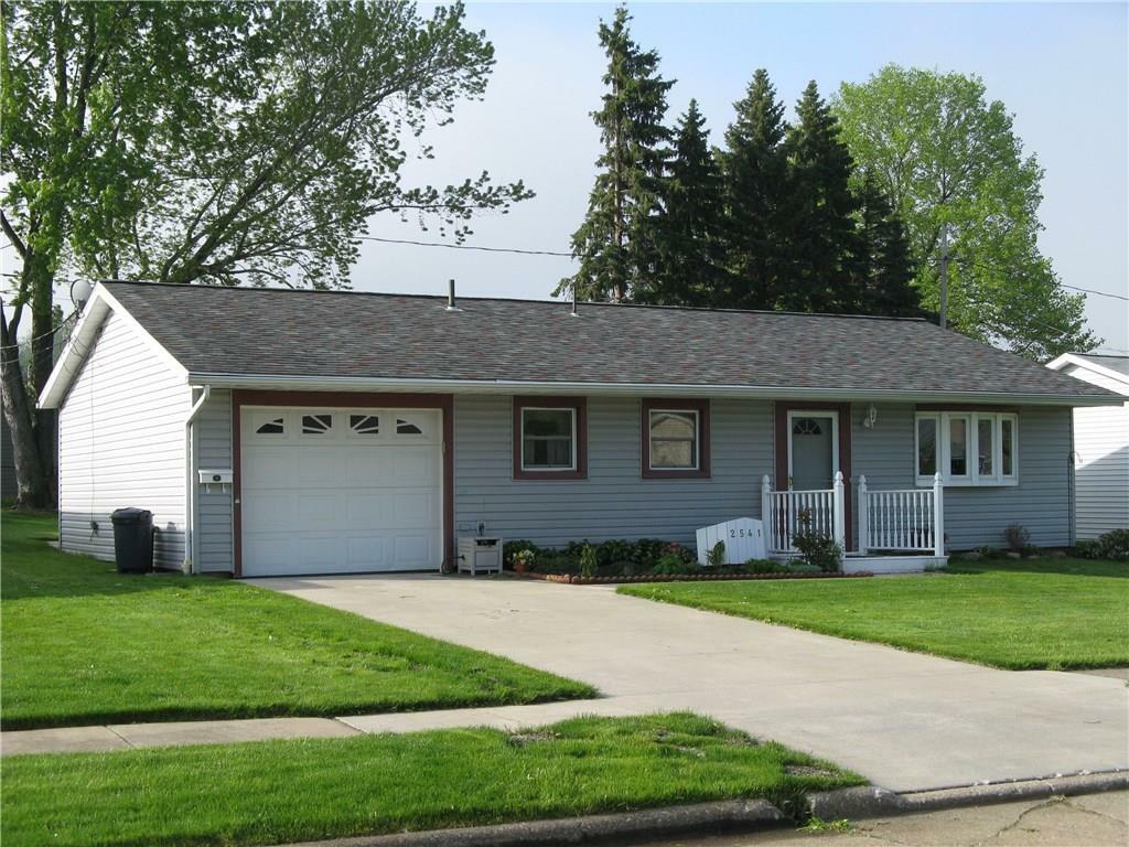 Property Photo: 2541 E 40th Street PA 16510