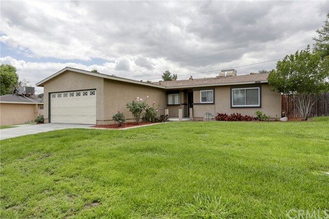 Property Photo:  1494 Blythe Avenue  CA 92346 