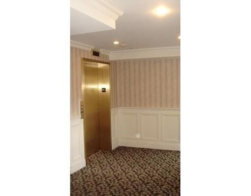 Property Photo:  120 Browne St 4  MA 02446 