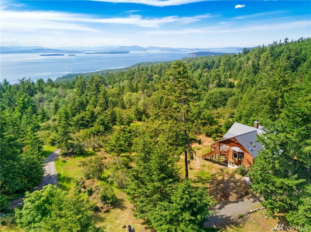 Property Photo:  151 Stormridge Rd  WA 98250 