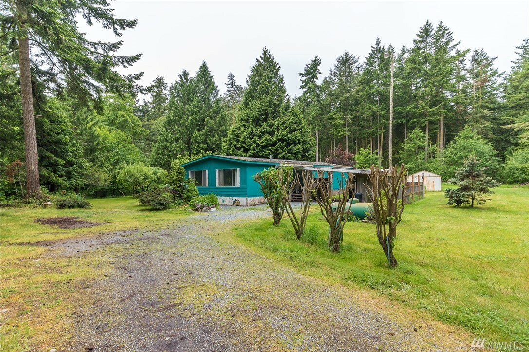 Property Photo:  1717 Zylstra Rd  WA 98277 