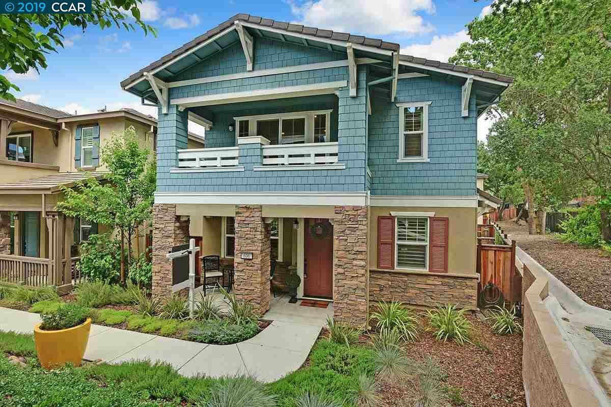 Property Photo: 606 Chives Way CA 94596