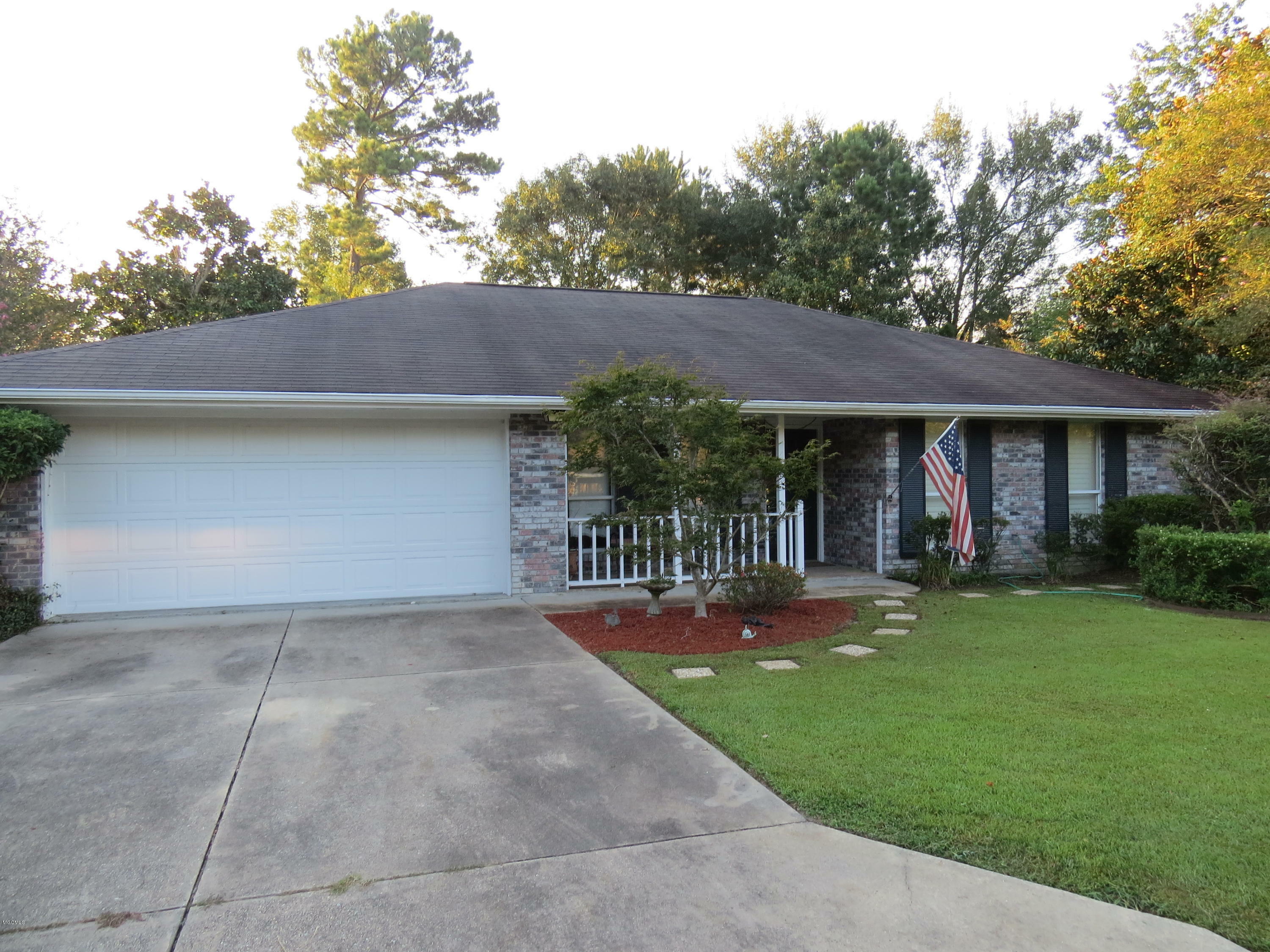 Property Photo: 87136 Golf Club Drive MS 39525