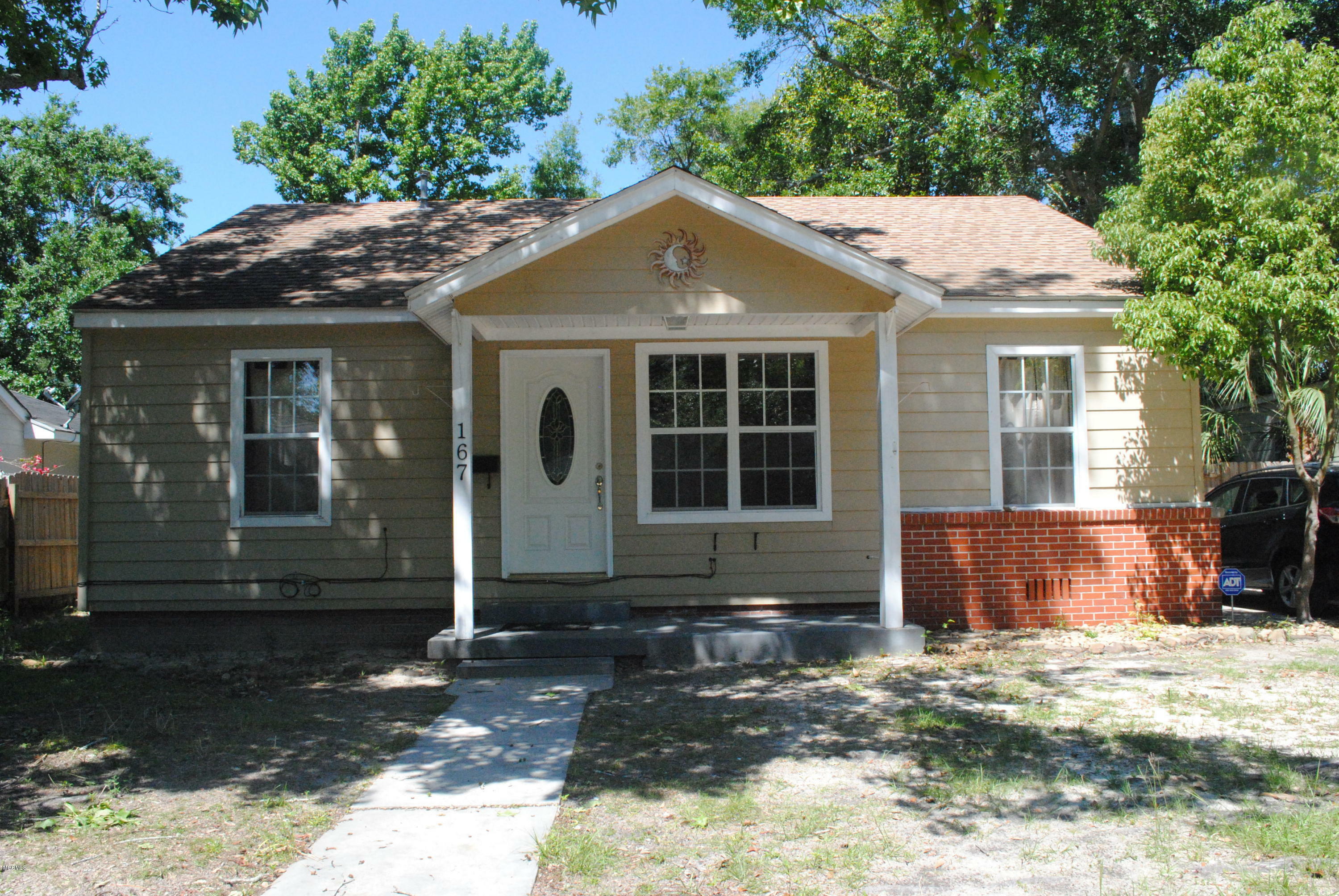 Property Photo:  167 Bilmarsan Drive  MS 39531 