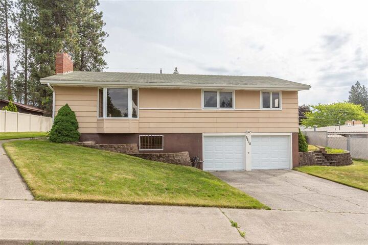 6510 N Winston Dr  Spokane WA 99208 photo