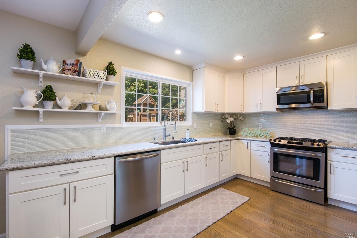 Property Photo: 546 Benbo Drive CA 94954