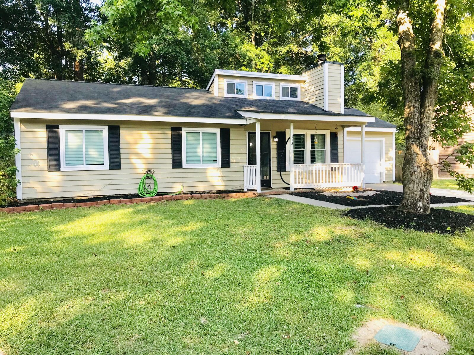 Property Photo:  112 Edgewood Lane  SC 29445 