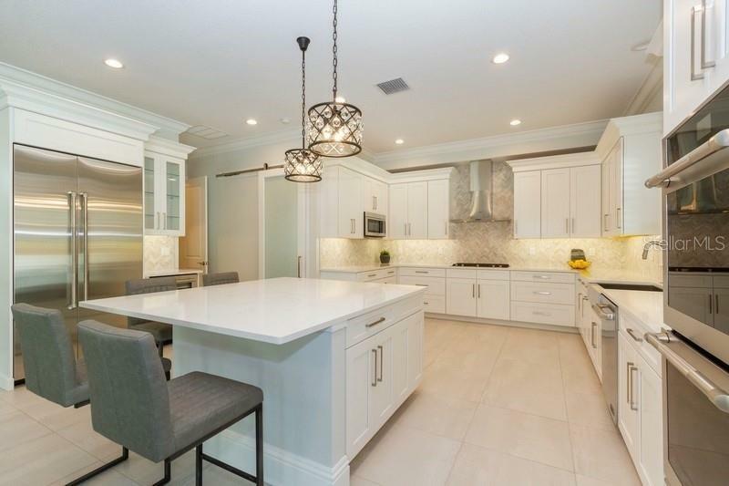 Property Photo: 209 S Grady Avenue FL 33609