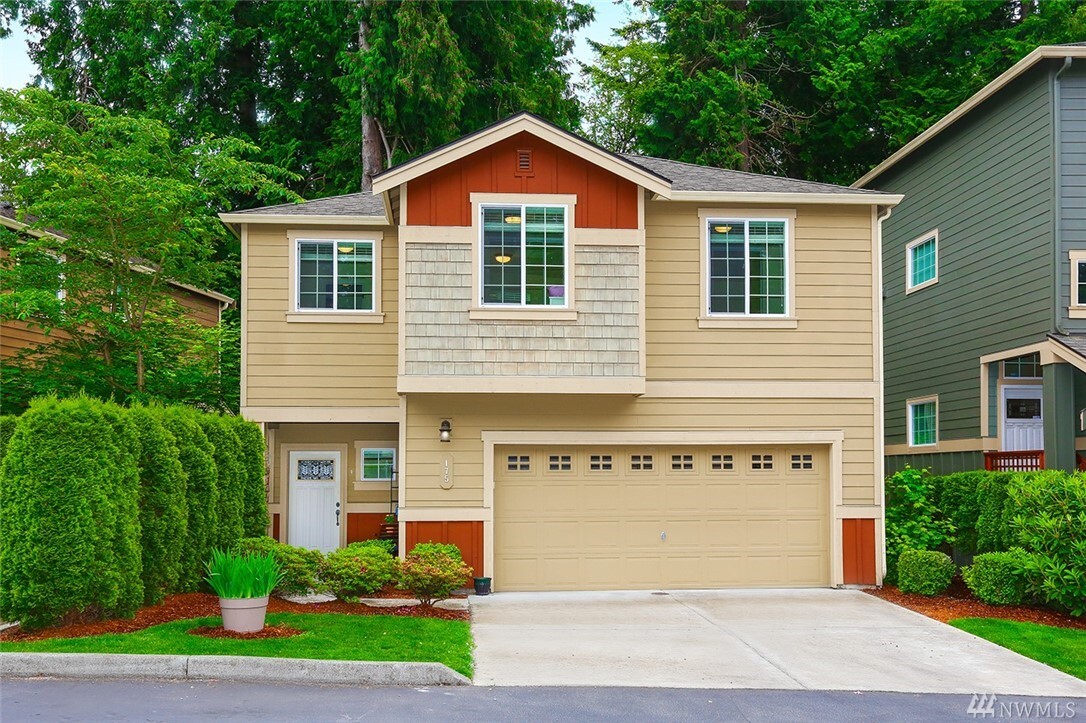 Property Photo: 175 S 163rd Lane WA 98148