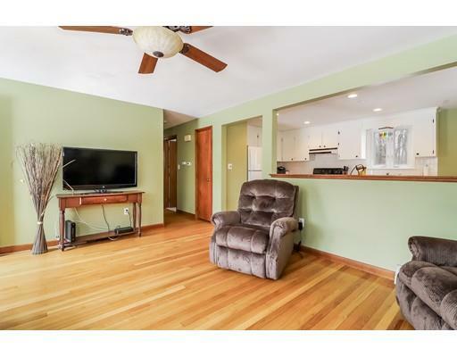 Property Photo: 124 Southworth Ct MA 02072