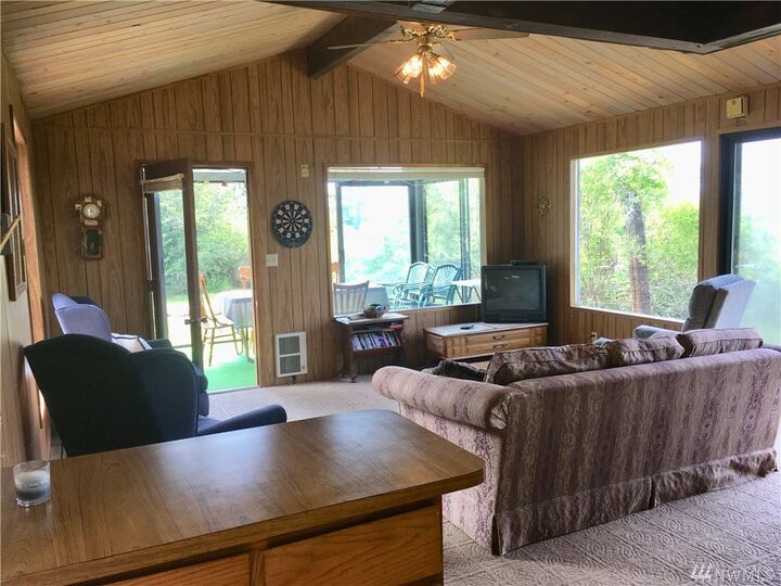 Property Photo: 723 Shipyard Rd WA 98221