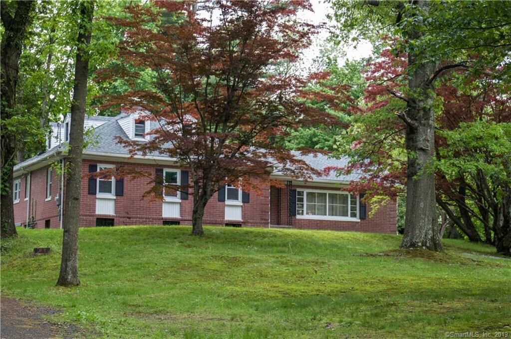 Property Photo: 596 Derby Avenue CT 06477