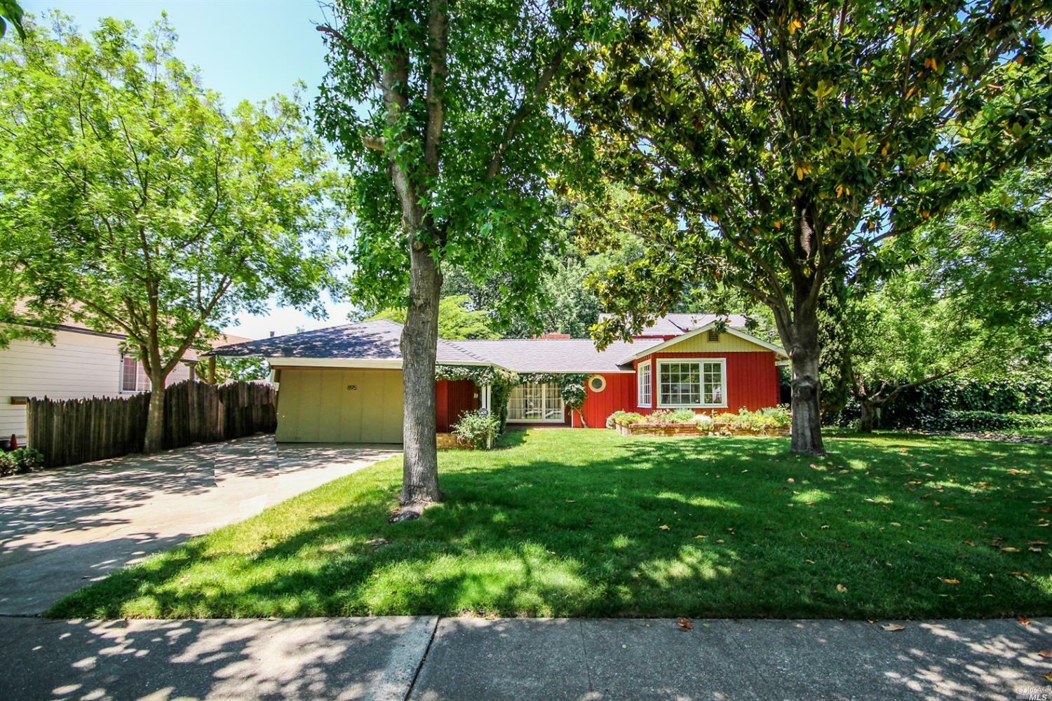 Property Photo:  895 Taylor Street  CA 94533 