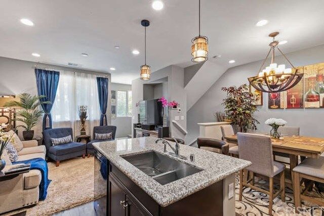 Property Photo:  14850 Maple  CA 91402 