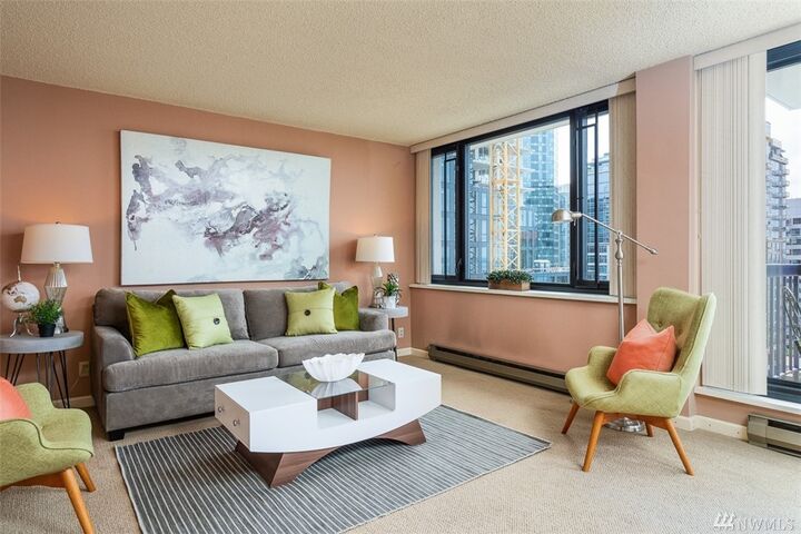 Property Photo:  2100 3rd Ave 1802  WA 98121 