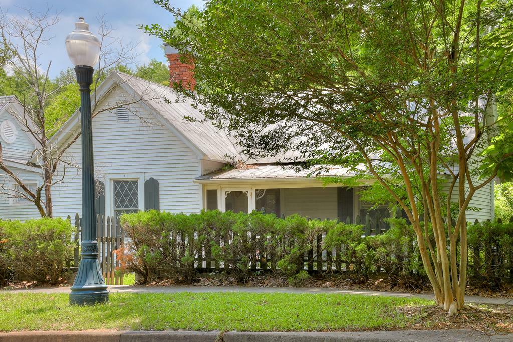 Property Photo:  209 NW Hampton Avenue  SC 29801 