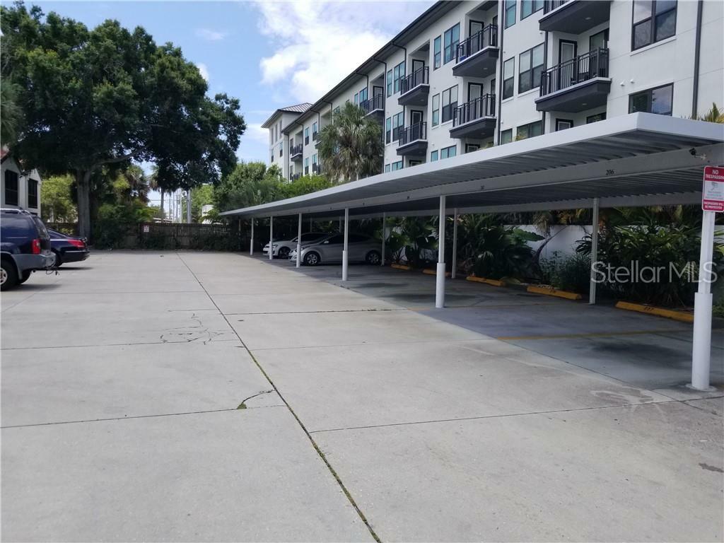 Property Photo: 631 N Orange Avenue 204 FL 34236