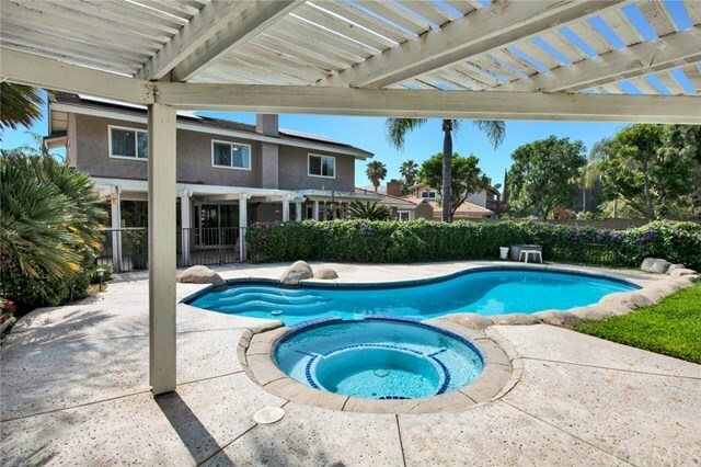 Property Photo:  1670 Laurel Canyon Circle  CA 92881 