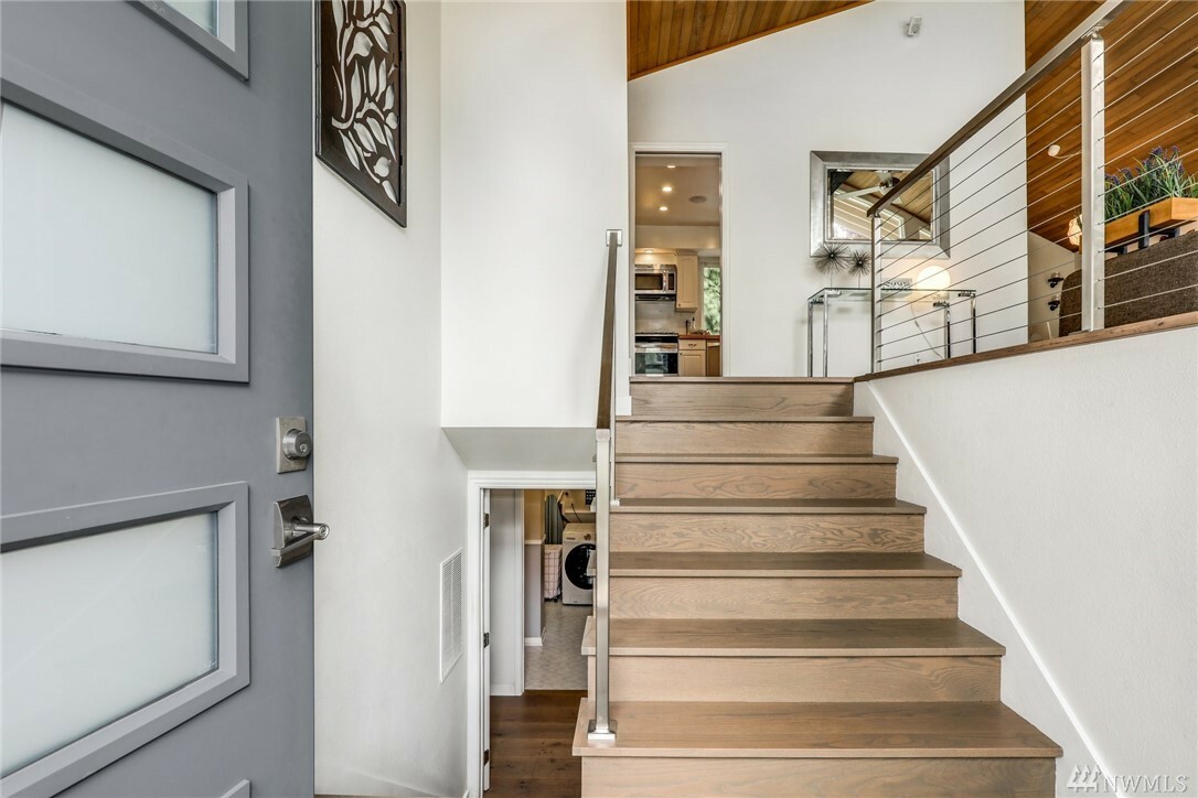 Property Photo: 18508 NE 21st St WA 98052