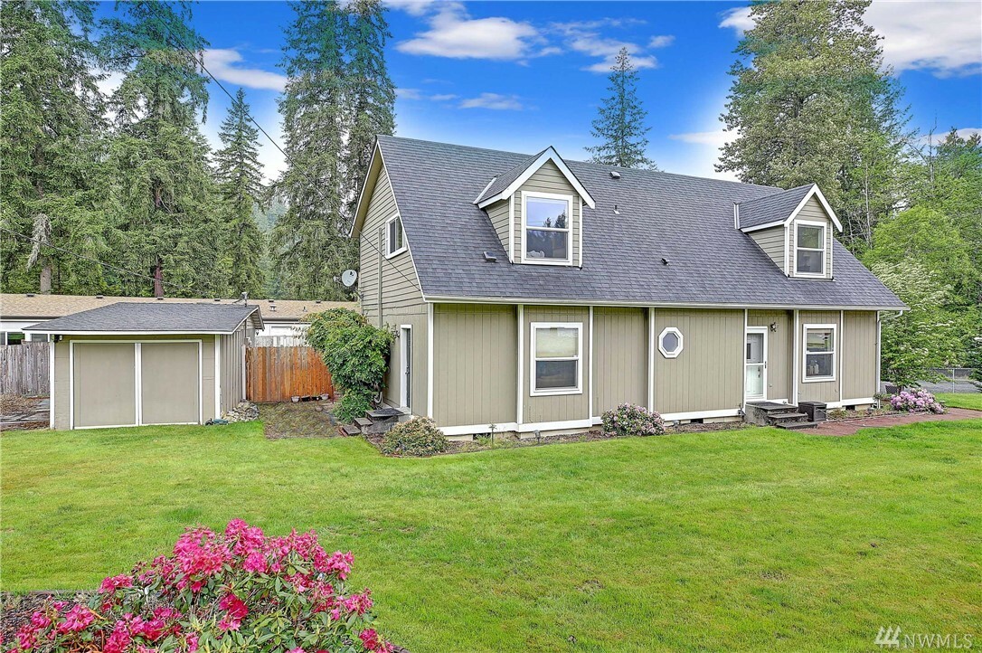 Property Photo:  14116 Club Wy  WA 98223 