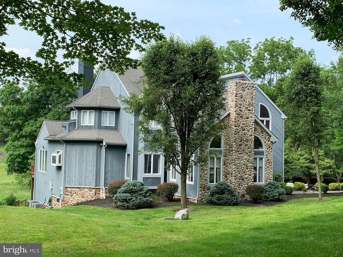 Property Photo: 12 Pond View Lane NJ 08560