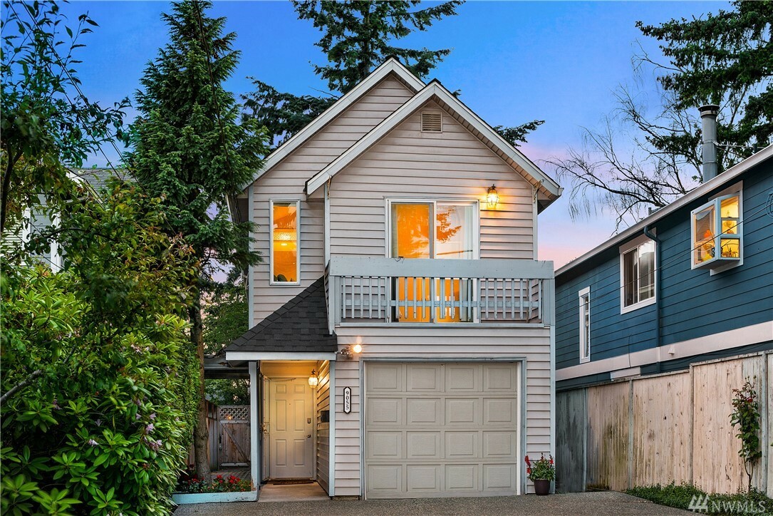 Property Photo:  9055 Burke Ave N  WA 98103 