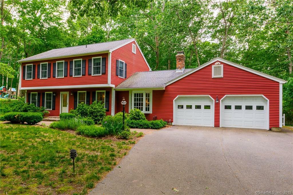 Property Photo:  14 Wood Ridge Hills Road  CT 06371 