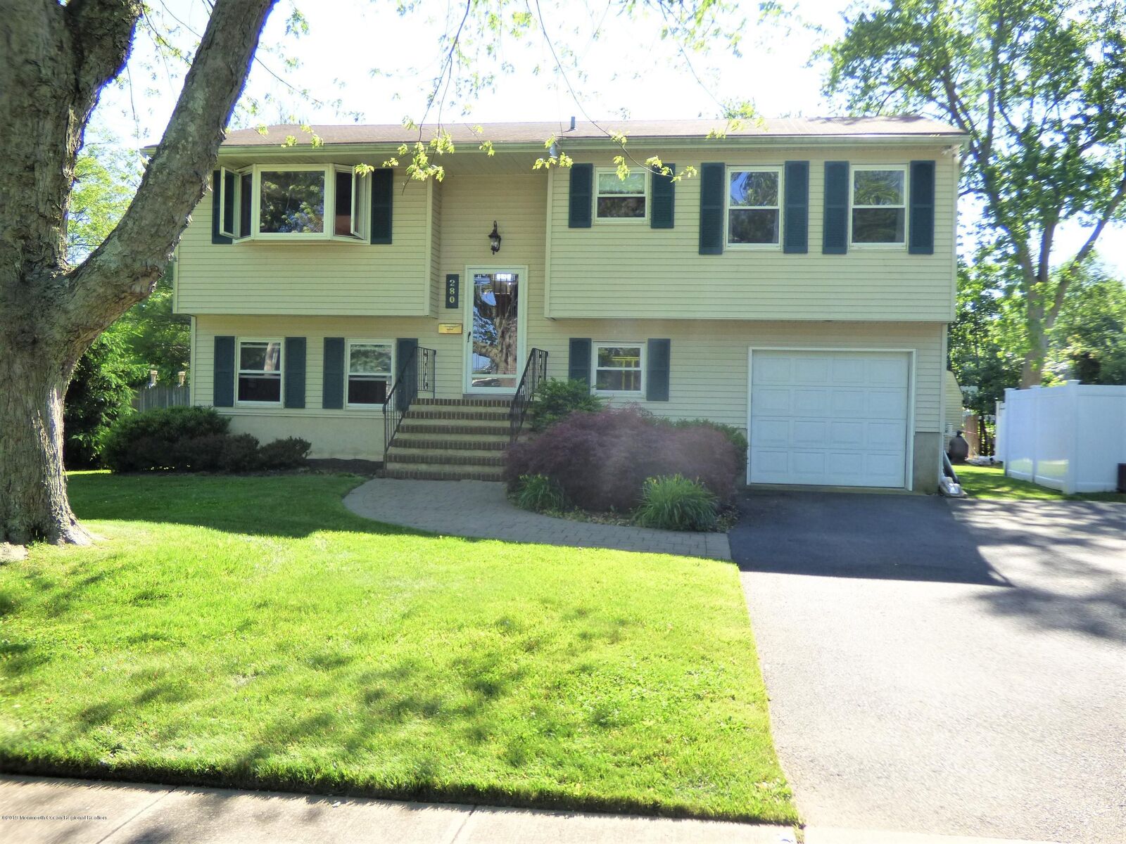 Property Photo:  280 Macarthur Avenue  NJ 07740 