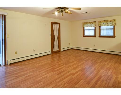 Property Photo: 4 Oak Ave MA 01982